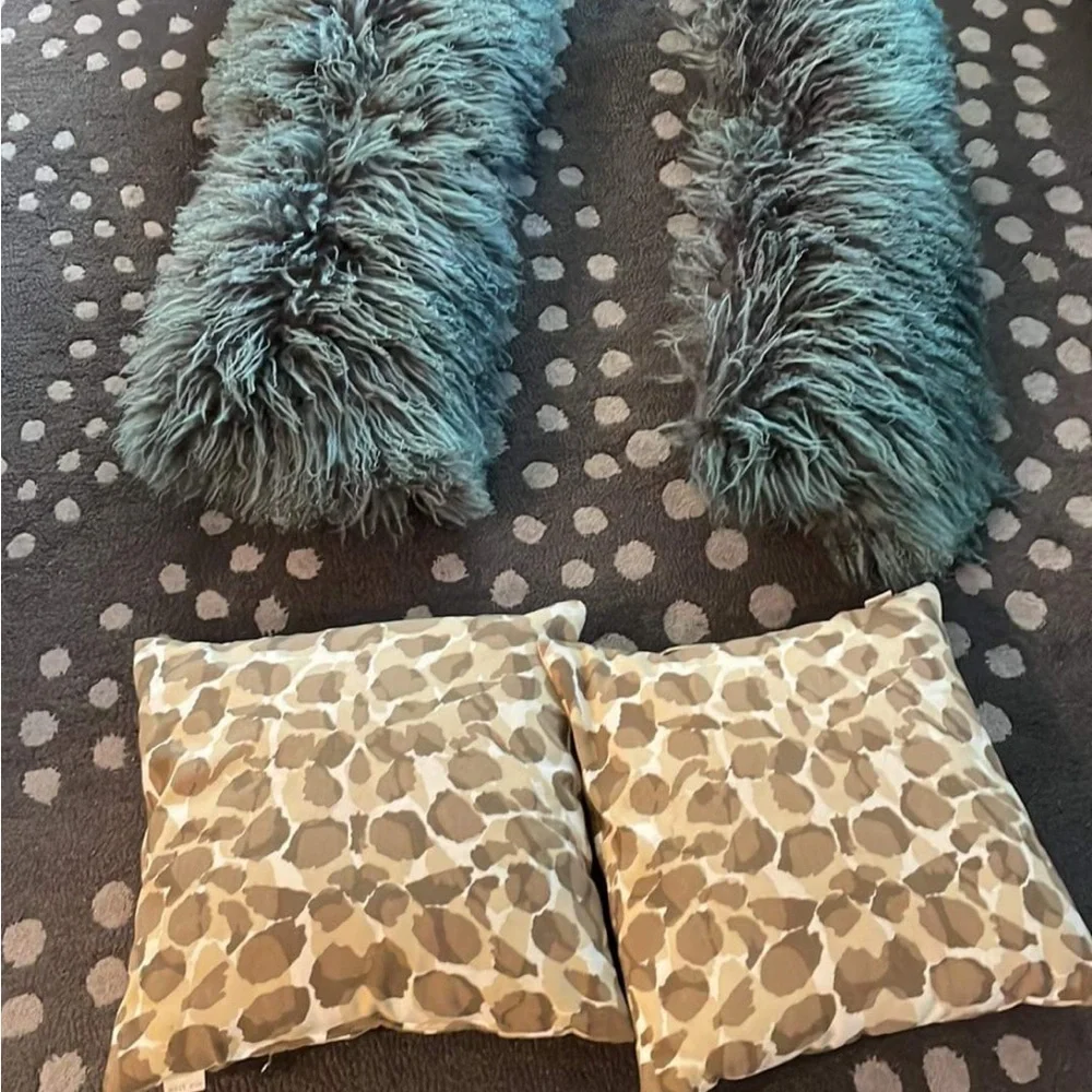 EUC West Elm throw pillows 16x16